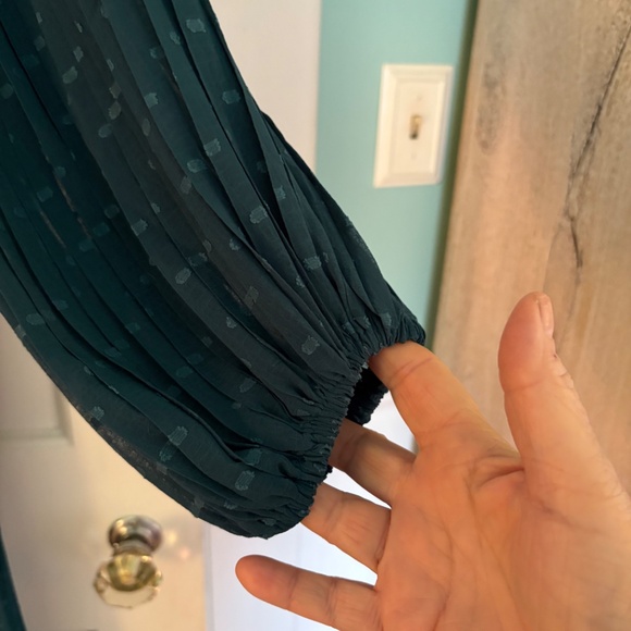 Lovely chiffon dress - Picture 4 of 8